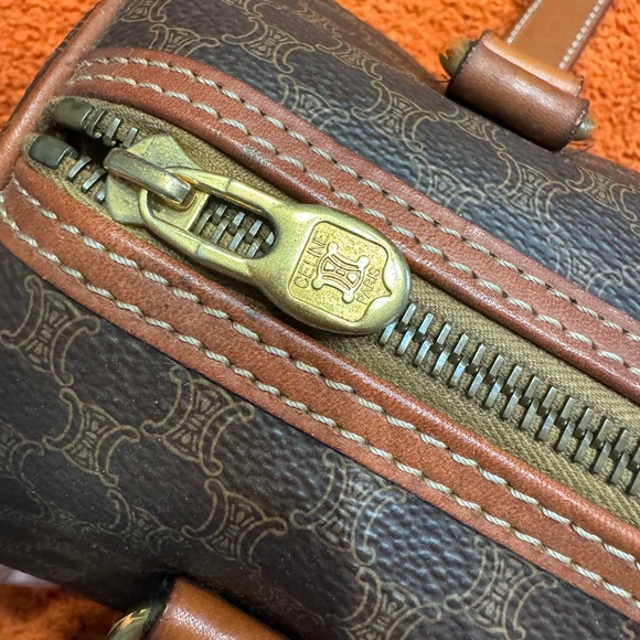 Price dropped!!!Authentic—Vintage Celine Macadame Small Papillon Bag. - Picture 5 of 8